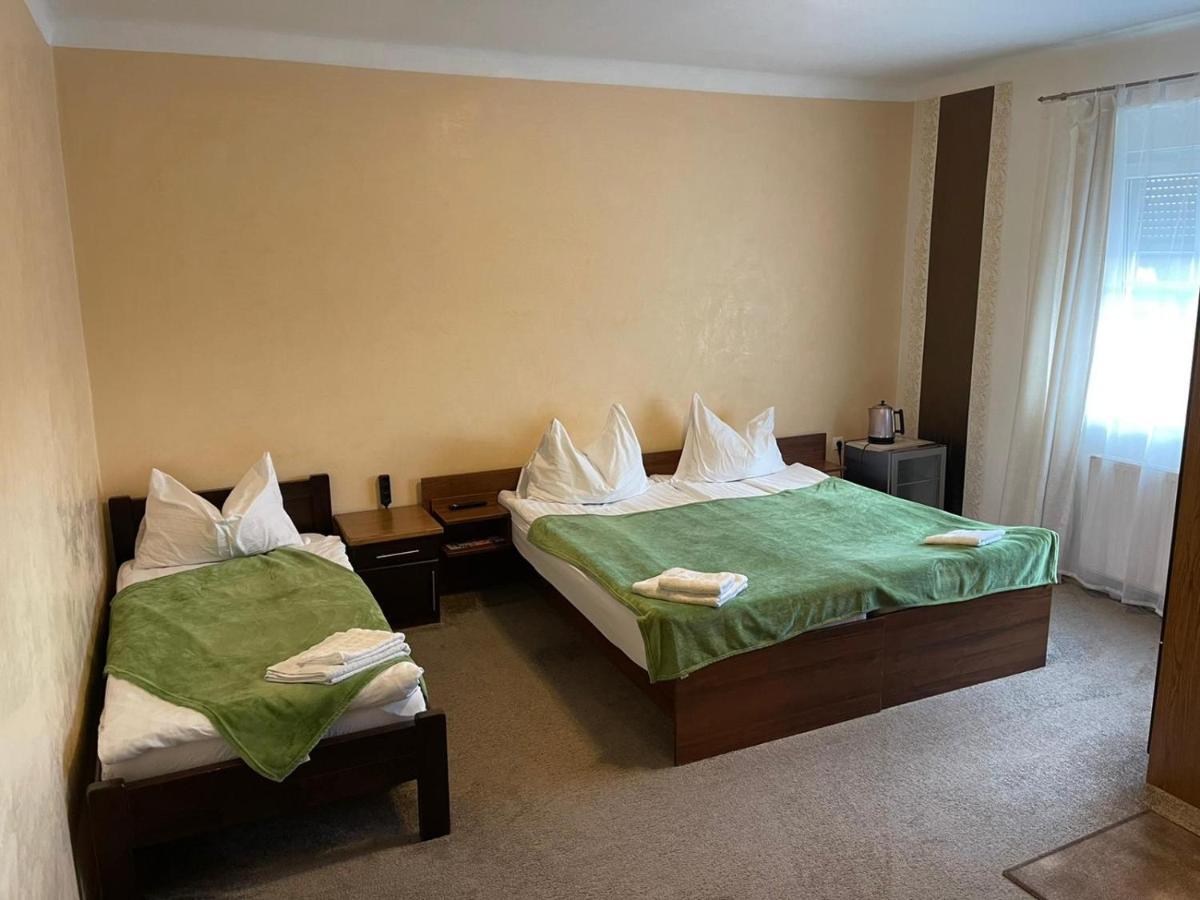 451 Rooms Грац Экстерьер фото